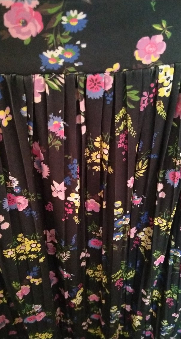 Çiçek Desenli Piliseli Uzun Etek - Görsel 2