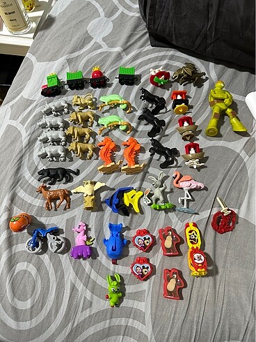 Kinder joy figürler maşa koca ayı natoons