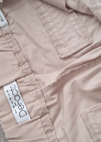 Bej Düğmeli Pantolon