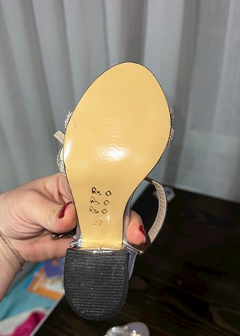 Çocuk topuklu ayakkabı - Görsel 6