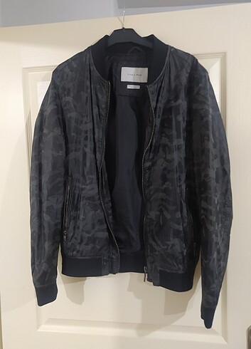 Zara Bomber