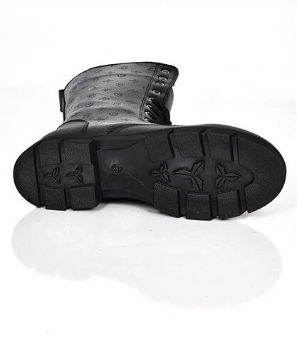 Pierre Cardin Pierre Cardin 37 numara bot çizme