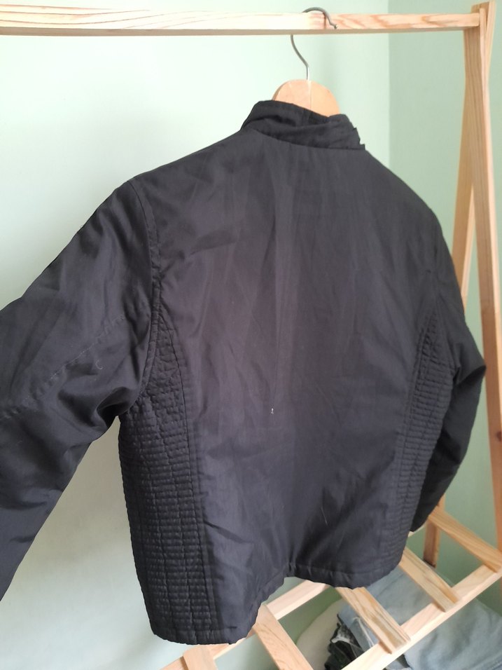 Siyah Fermuarlı Kısa  Ceket - Görsel 4