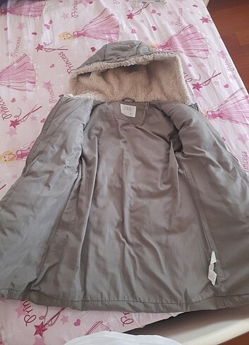 7 Yaş Beden haki Renk Zara sisme mont