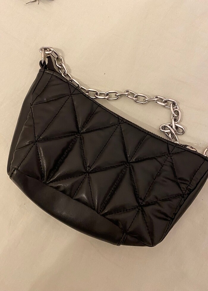 siyah zincirli canta - Görsel 2