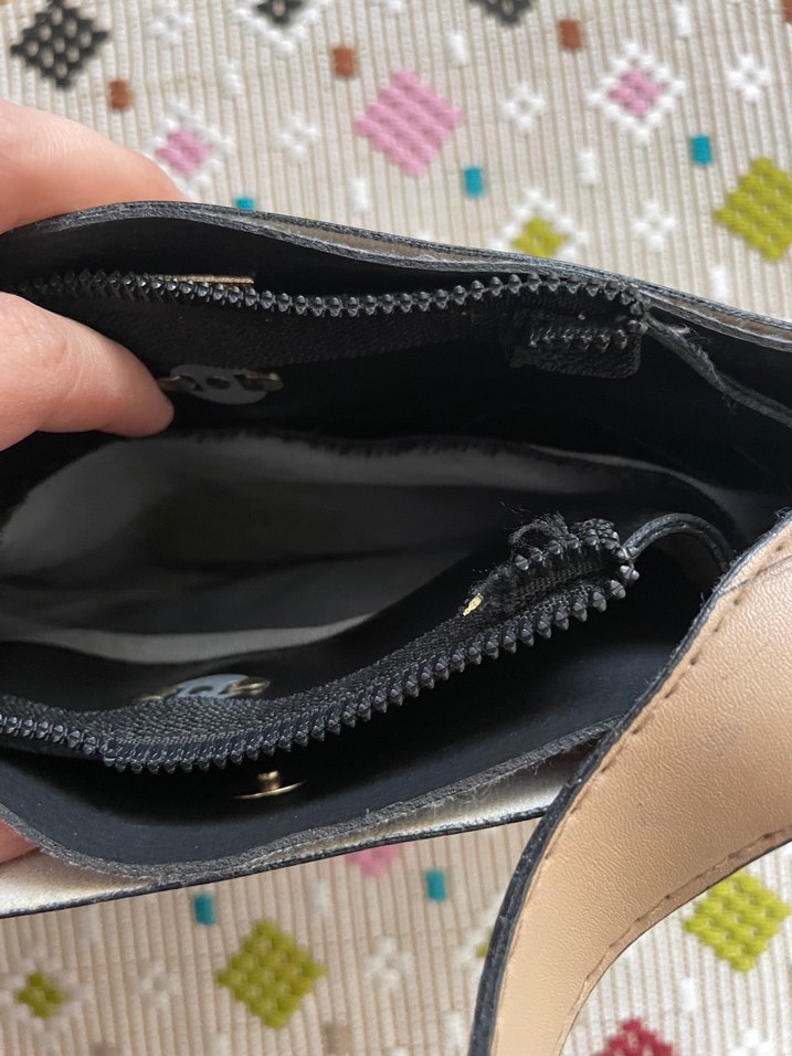 Bej Süet Kadın Omuz Çantası Zincir Detaylı - Görsel 4