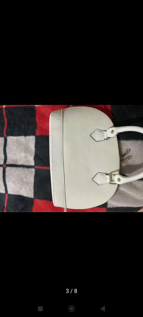 GUESS Beyaz Deri Kadın El Çantası - Görsel 3