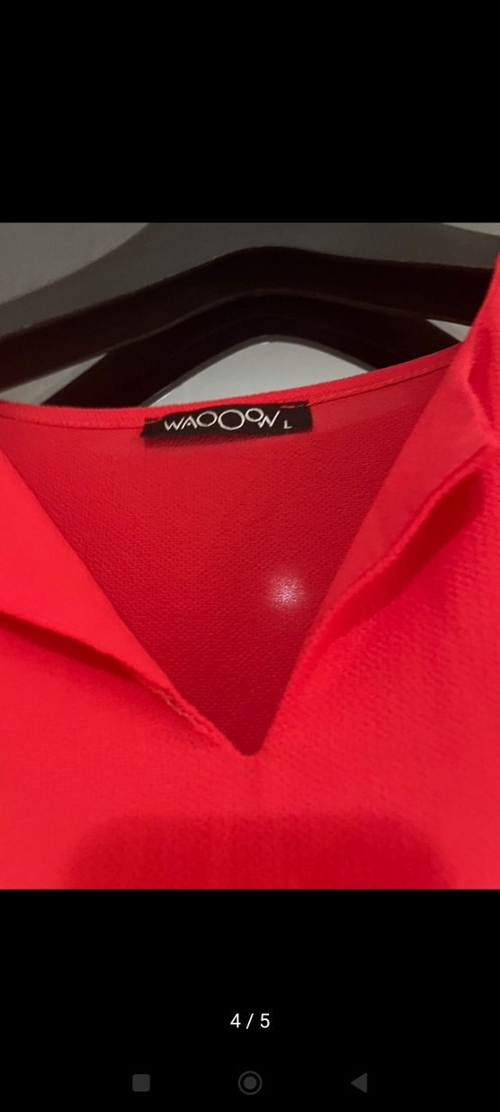 Kırmızı V Yaka Dökümlü Kolsuz Bluz - Görsel 4