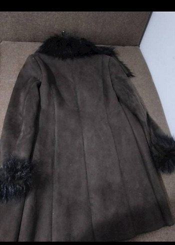 Kürk Detaylı Kahverengi Uzun Süet Kadın Kaban - Görsel 2