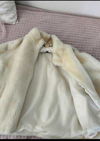 Beyaz Suni Kürk Detaylı Midi Mont - Görsel 3