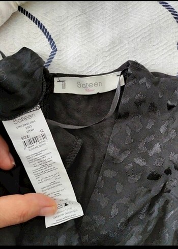 Siyah Desenli Uzun Kollu Uzun Elbise - Görsel 4