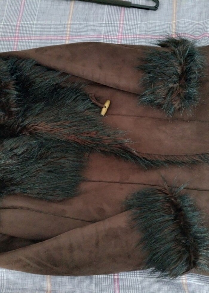 Orjinal çok şık zara yakası ve kolları kürk mont  - Görsel 4