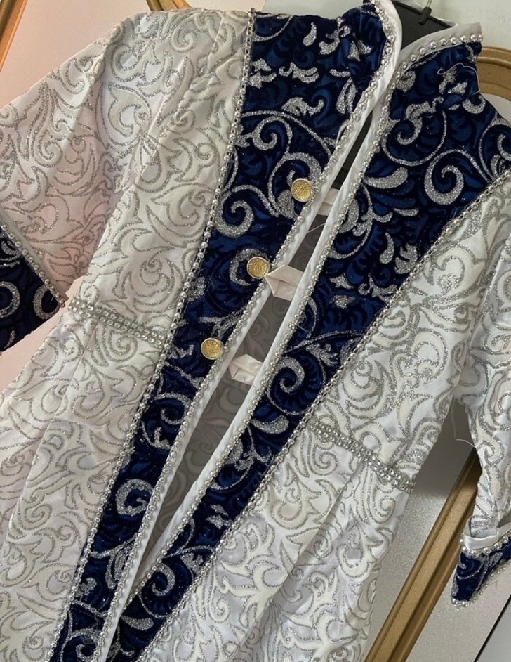 Nakışlı Beyaz Uzun Kollu Takım Elbise - Görsel 2