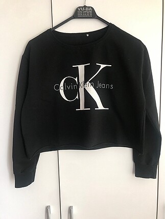 crop sweatshirt