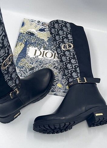 Dior çizme 