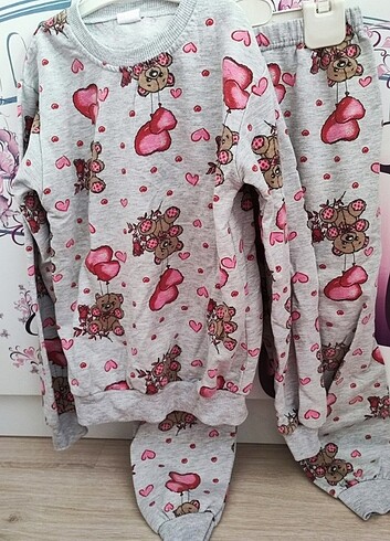 Kız çocuk pijama takımı 