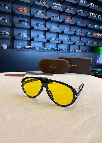 Tom Ford Sarı Şeffaf Güneş Gözlüğü