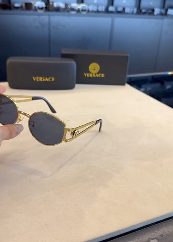 Beden Versace gözlük