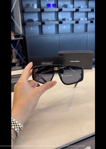  Beden Dolce & Gabbana Siyah Kadın Güneş Gözlüğü sıfır