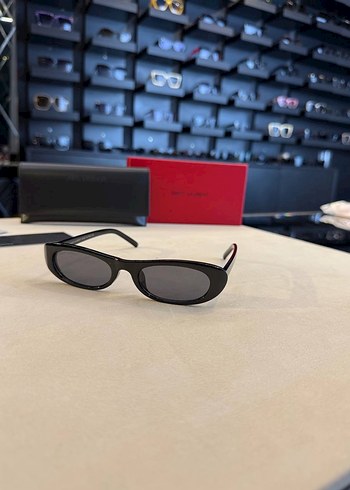 Saint laurent güneş gözlüğü