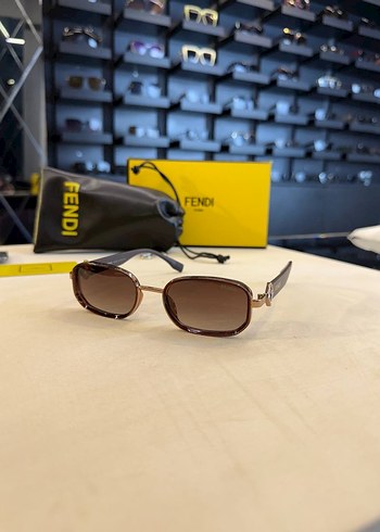 Fendi Kadın Kahverengi Güneş Gözlüğü