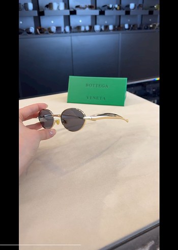 Bottega veneta güneş gözlüğü - Görsel 3