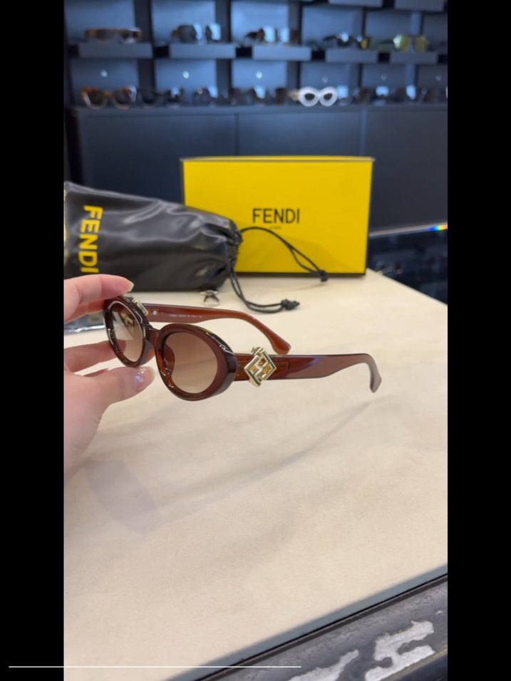 Fendi Kadın Kahverengi Gözlük - Görsel 4