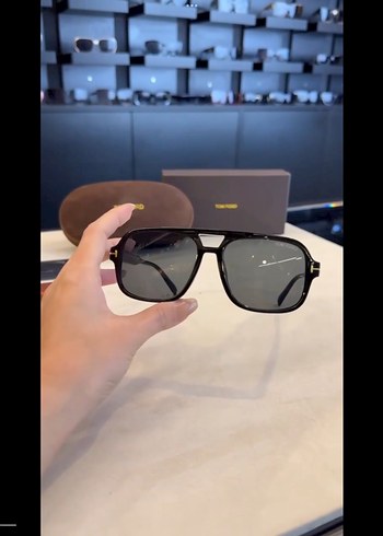 Tom Ford Siyah Güneş Gözlüğü - Görsel 5