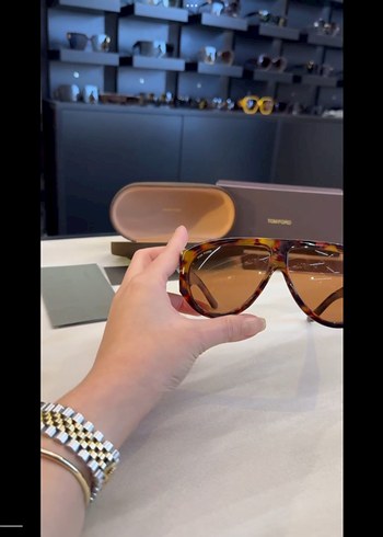 Tom ford güneş gözlüğü gözlük etiketli - Görsel 2