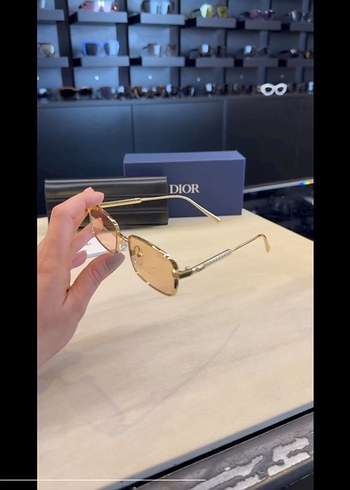 Dior güneş gözlüğü gözlük etiketli - Görsel 5