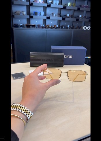 Dior güneş gözlüğü gözlük etiketli - Görsel 2