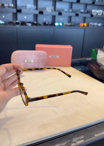 Miu miu şeffaf gözlük - Görsel 2