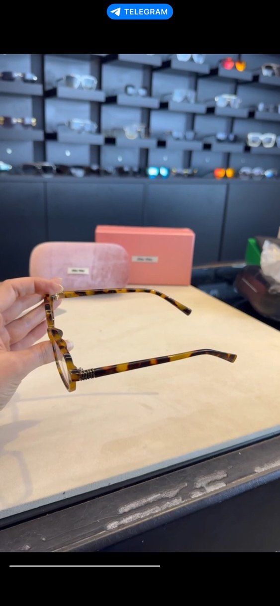 Miu miu şeffaf gözlük - Görsel 2