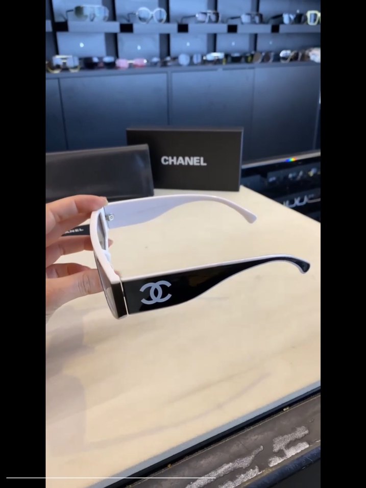 Chanel Siyah Kadın Güneş Gözlüğü - Görsel 3