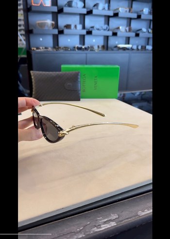 Bottega veneta güneş gözlüğü - Görsel 4