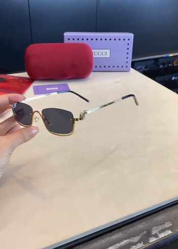 Beden siyah Renk Gucci güneş gözlüğü