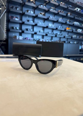 Saint laurent güneş gözlüğü