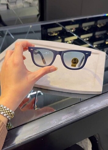 Beden lacivert Renk rayban ithal güneş gözlüğü