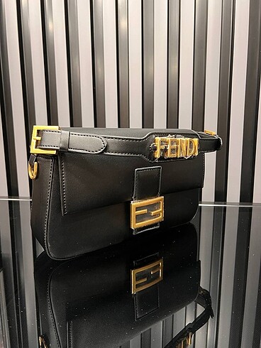 Fendi baget çanta