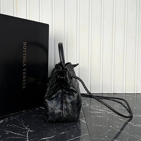  Beden Bottega veneta small andiamo çanta