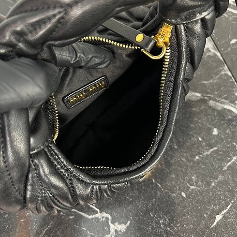 Miu Miu Miu miu wander bag small