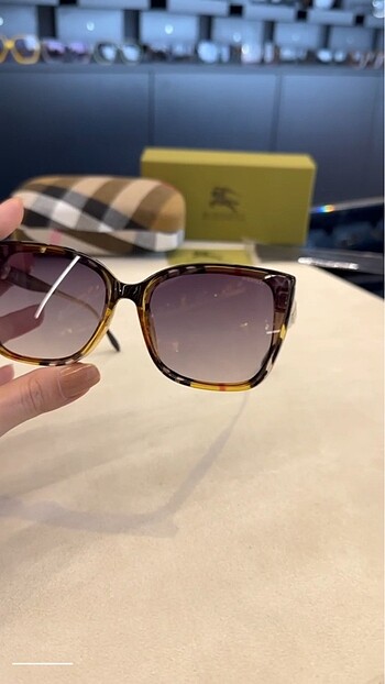 Beden Burberry güneş gözlük