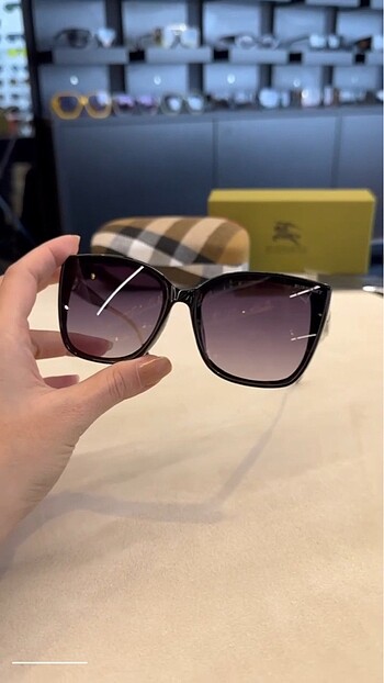Burberry Burberry güneş gözlüğü