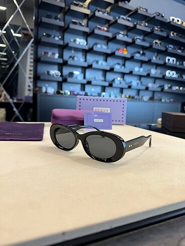 Gucci güneş gözlüğü