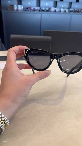Yves Saint Laurent Saint laurent güneş gözlüğü