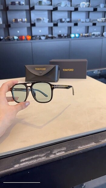 Beden Tom Ford güneş gözlüğü