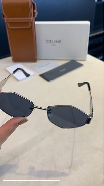  Beden Celine güneş gözlüğü