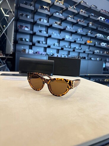 Saint laurent güneş gözlüğü