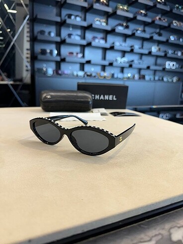 Chanel güneş gözlüğü