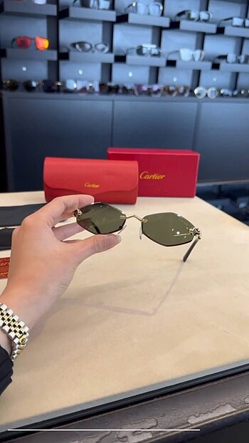 Beden siyah Renk Cartier güneş gözlüğü